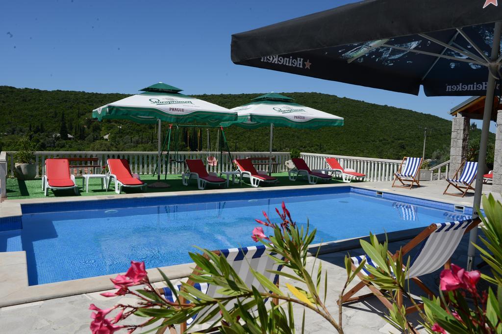 Apartments Vila Lazarevic Tivat Exterior photo